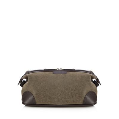 Brown textured wash bag